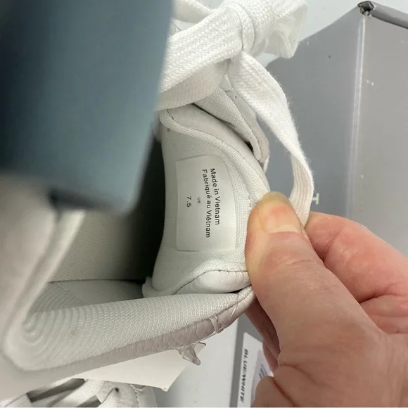 Ted Baker Bailey Icon Women’s 7.5 Classic Leather Tennis Shoe Blue Stripe New - Picture 11 of 13